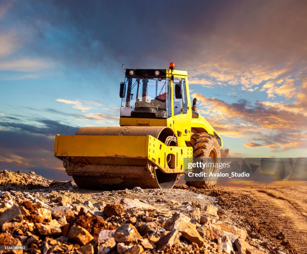 Rullo stradale in cantiere