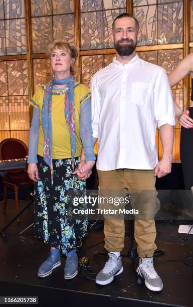 Beatrice Richter and Buerger Lars Dietrich attend the 'Zuhause bin ich, Darling' theater premiere at Komoedie am Kurfuerstendamm im Schiller-Theater...