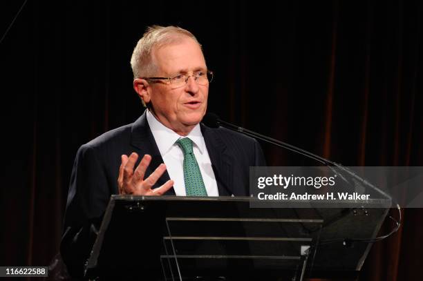 Tom Manges 28 Weil Gotshal And Manges Stock Photos, High-Res Pictures, and Images ...