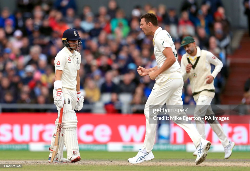 England v Australia - Fourth Test - Day Three - 2019 Ashes Series - Emirates Old Trafford