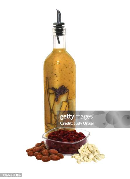 illustrazioni stock, clip art, cartoni animati e icone di tendenza di parisian salad ingredients - cucina greca