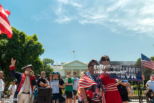 presidet donald trump supporters at white house rally - donald trump oval office stock pictures, royalty-free photos & images