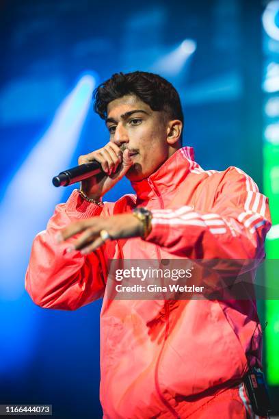 Mero Raper Mero (Rapper) Photos and Premium High Res Pictures - Getty Images