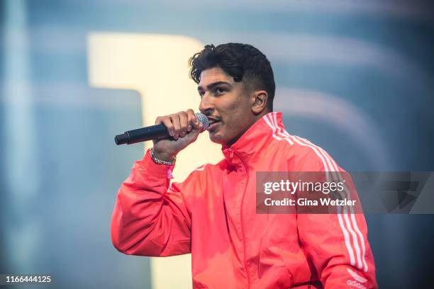 Lice Rapper Mero (Rapper) Photos and Premium High Res Pictures - Getty Images