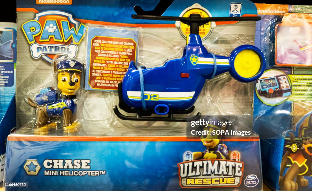 Paw Patrol Ultimate Rescue - Chase Mini Helicopter will help...