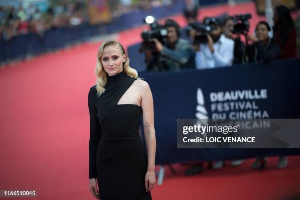 British actress Sophie Turner poses on the red carpet as she arrives for the movie "Heavy" as part of the 45th Deauville US Film Festival, in...