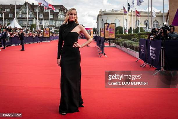 British actress Sophie Turner poses on the red carpet as she arrives for the movie "Heavy" as part of the 45th Deauville US Film Festival, in...