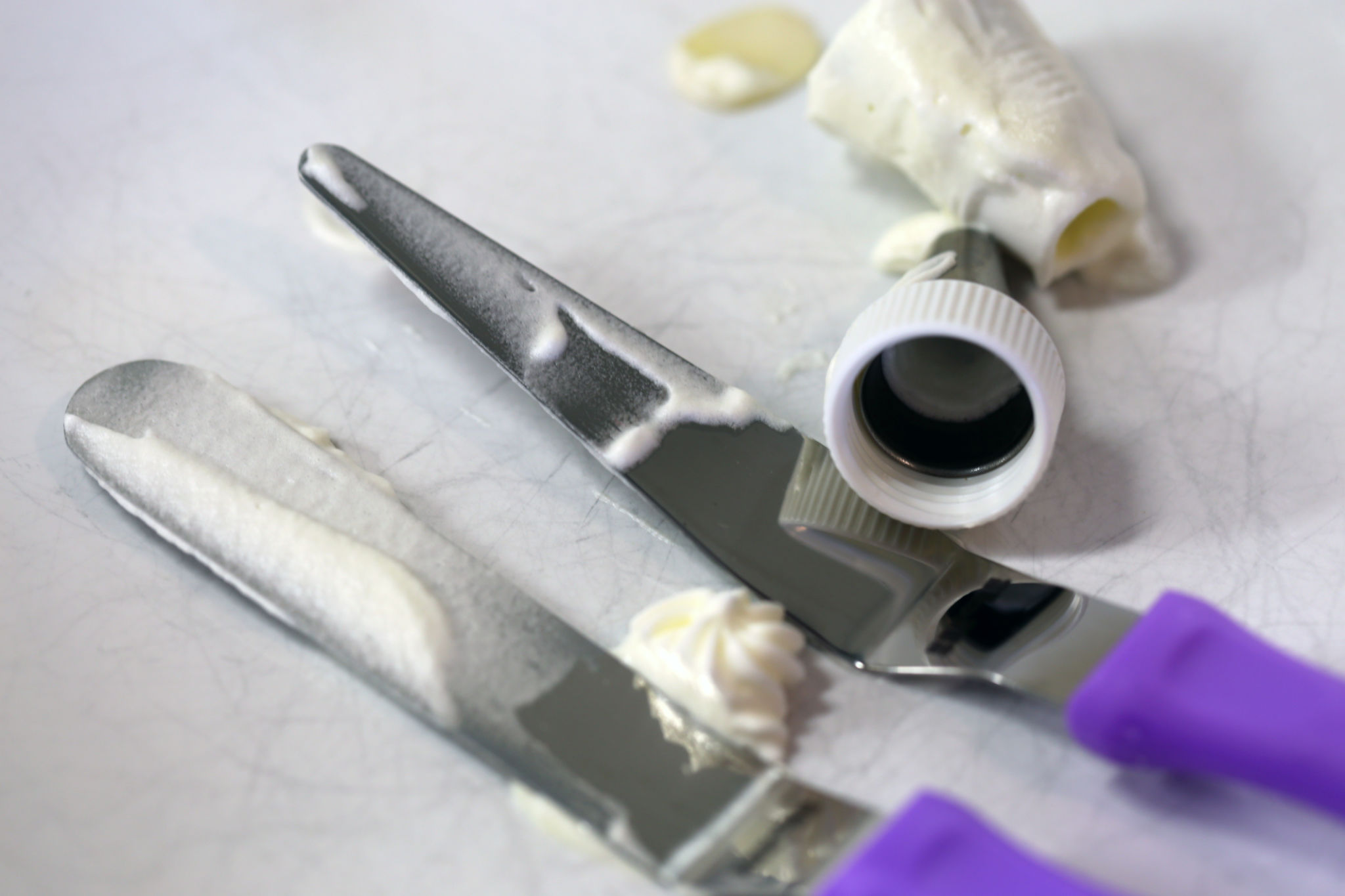 cake decorating tools