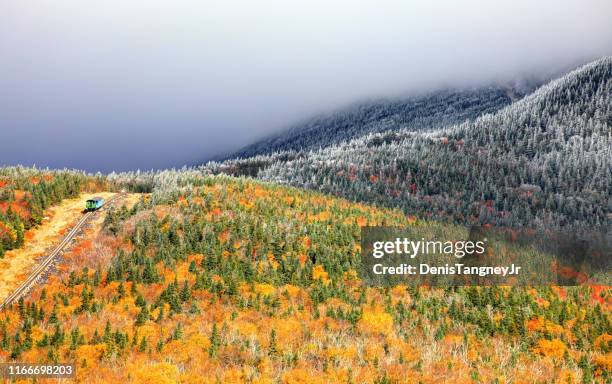 tandradtrein klimmen mount washington - white mountain national forest stockfoto's en -beelden