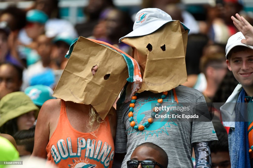 Baltimore Ravens v Miami Dolphins