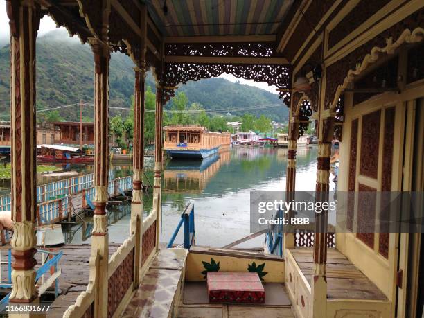 lobby in house boat - shikara stock pictures, royalty-free photos & images