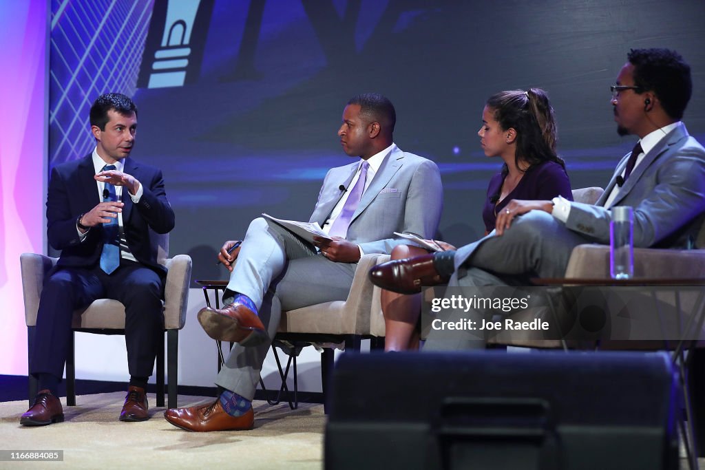 Democratic Presidential Candidates Attend The National Association of Black Journalists Convention In Miami