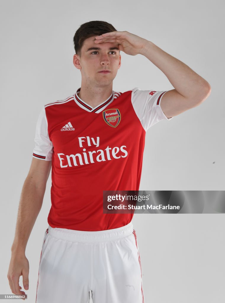 Arsenal Unveil New Signing
