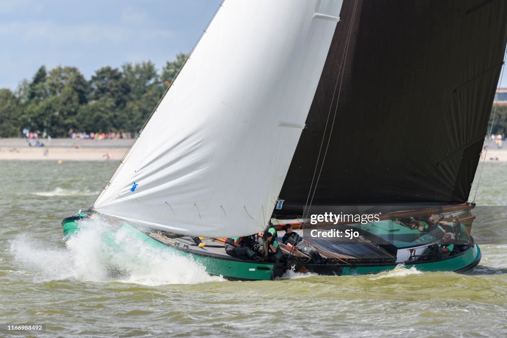 Skétsje von Sneek Classic Friesen Segeln Tjalk Schiff während der 2019 jährlichen SKS Sk'cheksilen