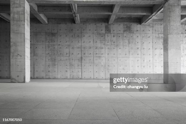 the parking lot; - empty garage fotografías e imágenes de stock