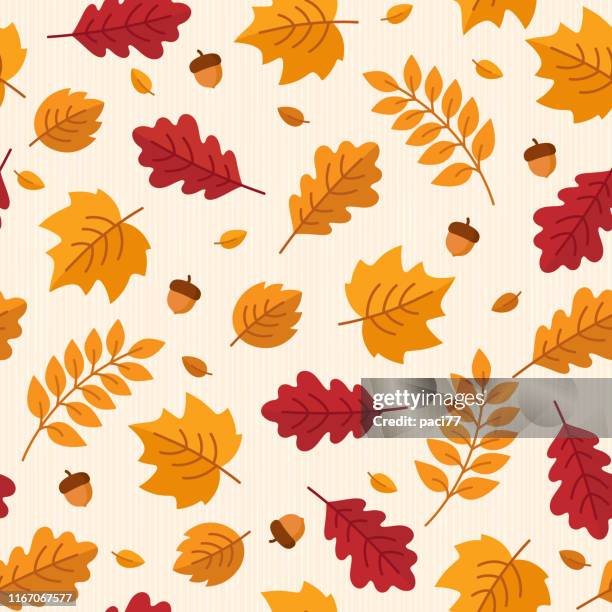 ilustraciones, imágenes clip art, dibujos animados e iconos de stock de patrón vectorial sin costuras de hojas de otoño y bellotas. - september