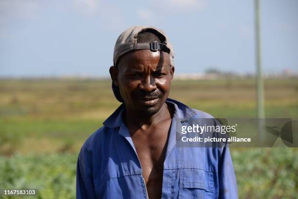 September 2019, Mozambique, Beira: Charles Grimo stands in front of his farmland near the city of Beira. The 44-year-old lost his entire harvest due...