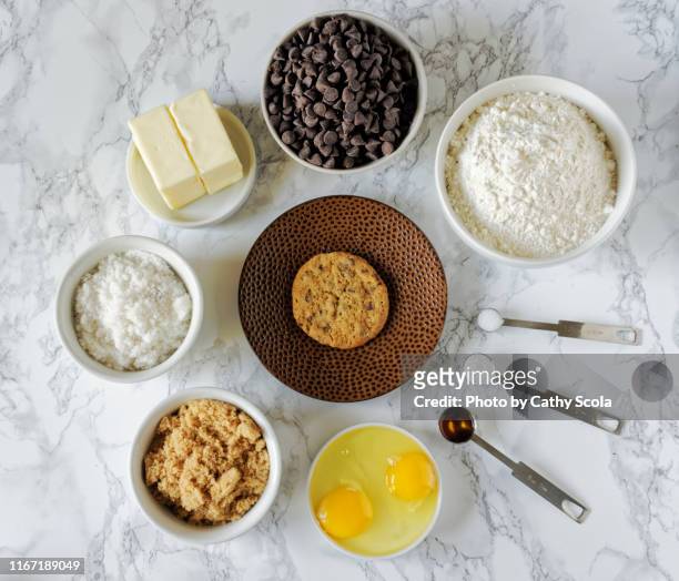 cookie ingredients - ingredienti dolci foto e immagini stock