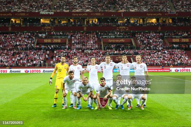 Polish team line-up before the UEFA Euro 2020 qualifier between Poland and Austria at PGE Narodowy Stadium on September 9, 2019 in Warsaw, Poland.