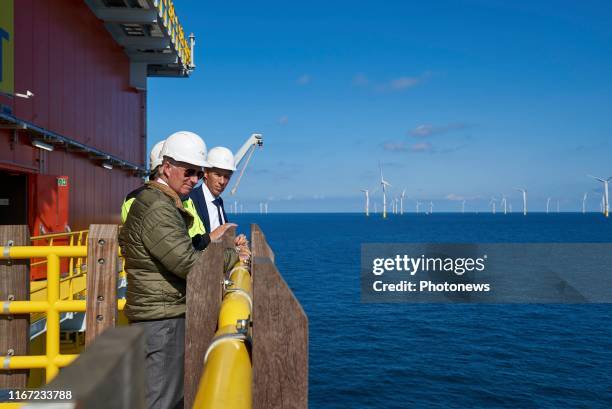 - Bezoek en inhuldiging van het eerste 'stopcontact' op de Noordzee, het Modular Offshore Grid , georganiseerd door Elia, i.a.v. De Koning Filip -...