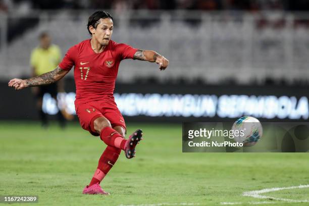 Irfan Bachdim of Indonesian's in action during FIFA World Cup 2022 qualifying match between Indonesia and Thailand at the Gelora Bung Karno stadium...