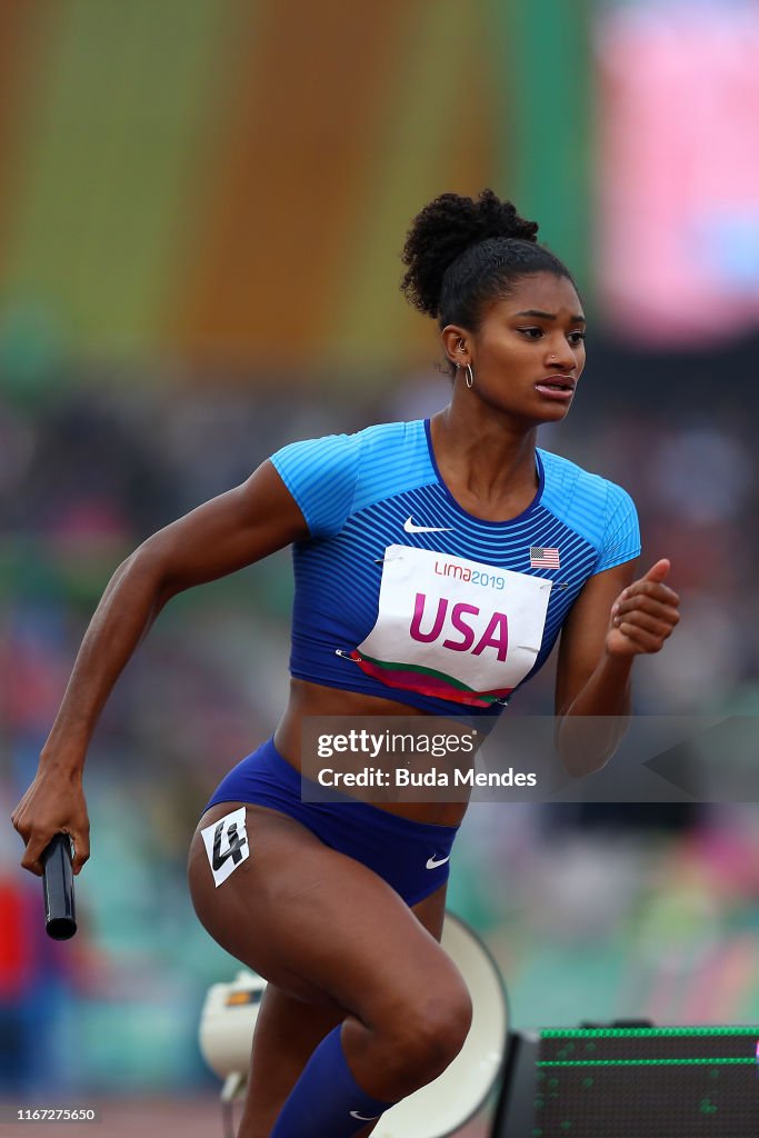 Anna Cockrell Anna Cockrell of United States competes in Women's 4x400m Relay Final ...