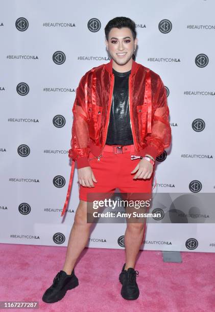 Manny Mua attends Beautycon Festival Los Angeles 2019 at Los Angeles Convention Center on August 10, 2019 in Los Angeles, California.