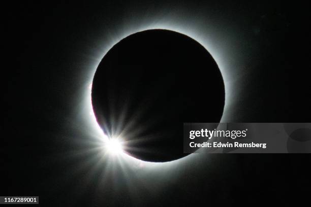 diamond ring - eclipse imagens e fotografias de stock
