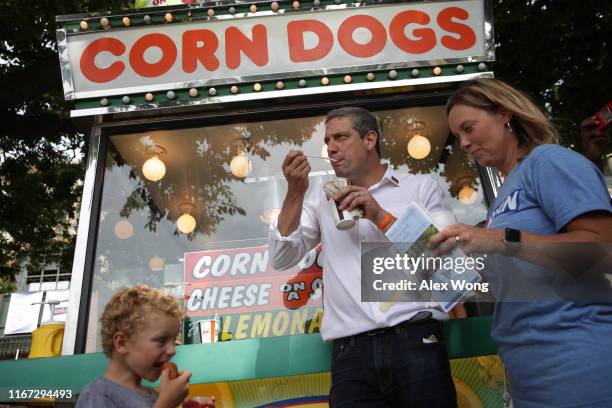 Tim Zetts The Brady Campaign Photos and Premium High Res Pictures - Getty Images