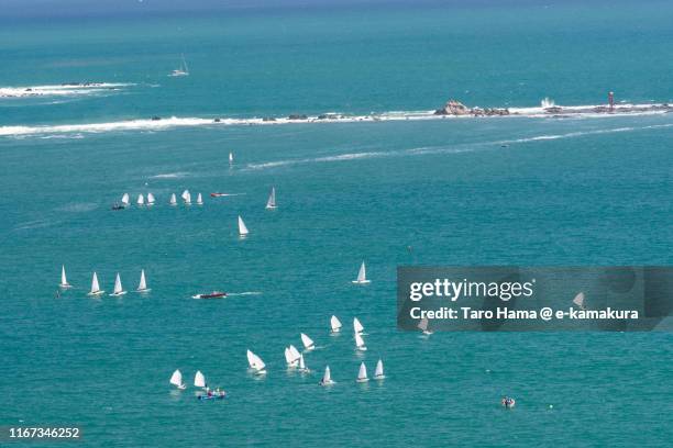 yachts sailing on the beach in hayama town of kanagawa prefecture of japan - zushi kanagawa stock pictures, royalty-free photos & images