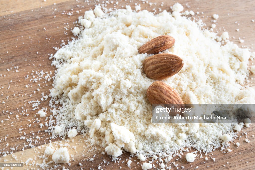 Almond flour, superfine grind and blanched