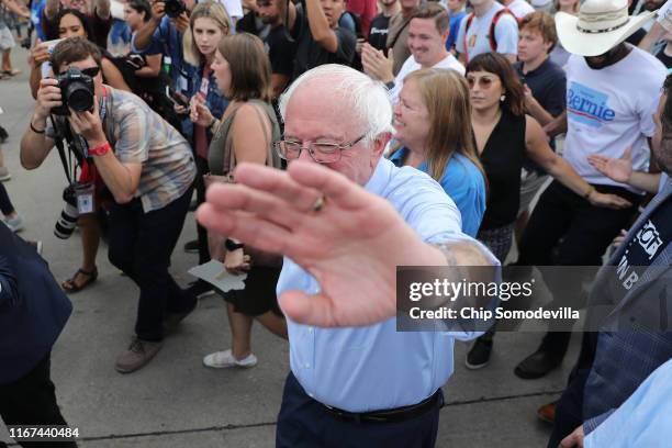 Bernie Sanders Iowa State Fair Photos and Premium High Res Pictures