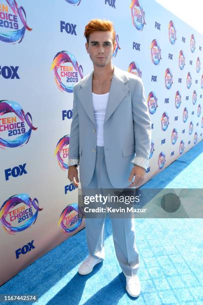 Apa attends FOX's Teen Choice Awards 2019 on August 11, 2019 in Hermosa Beach, California.