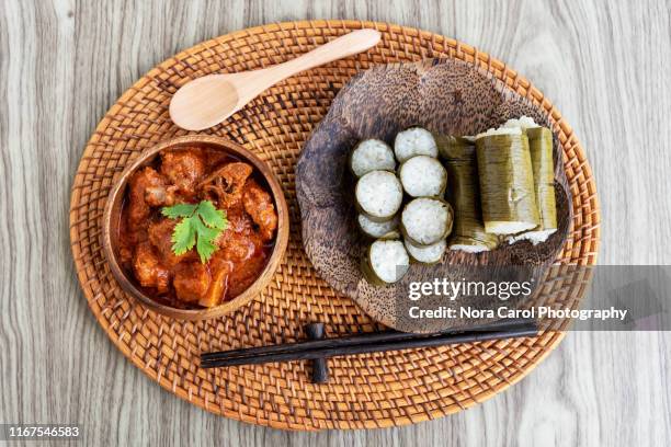 Chicken Rendang Raya Rendang Chicken Photos and Premium High Res Pictures - Getty Images