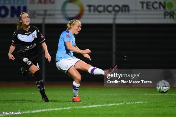 Pauline Bremer of Manchester City Women scores her second goal during the UEFA Womens Champions League match between FF Lugano Women and Manchester...