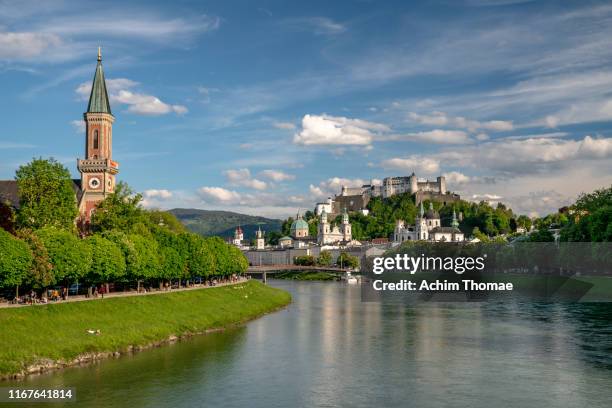 salzburg cityscape, austria, europe - rio salzach imagens e fotografias de stock