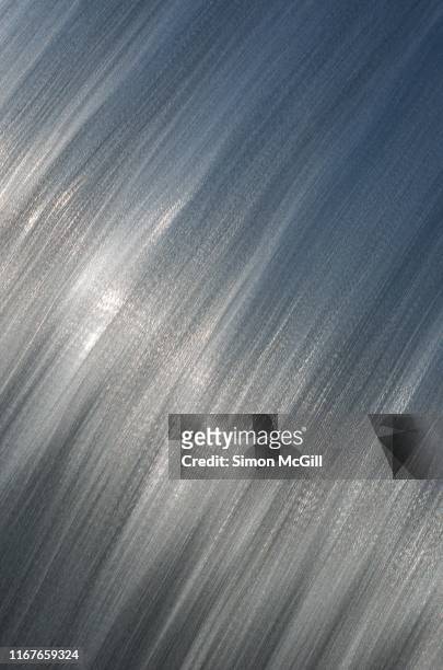 burnished stainless steel surface with brushed texture - brushed steel background stock-fotos und bilder