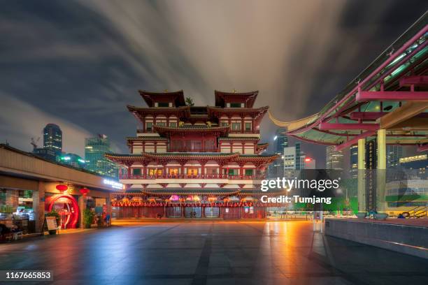 the buddha tooth relic temple.this is a buddhist temple on chinatown district of singapore,asia - the tang dynasty stock pictures, royalty-free photos & images