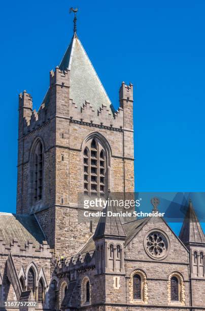 republic of ireland, dublin, historical centre, christ church cathedral (cathedral of the holy trinity) (19th century) - dublin republic of ireland stock pictures, royalty-free photos & images