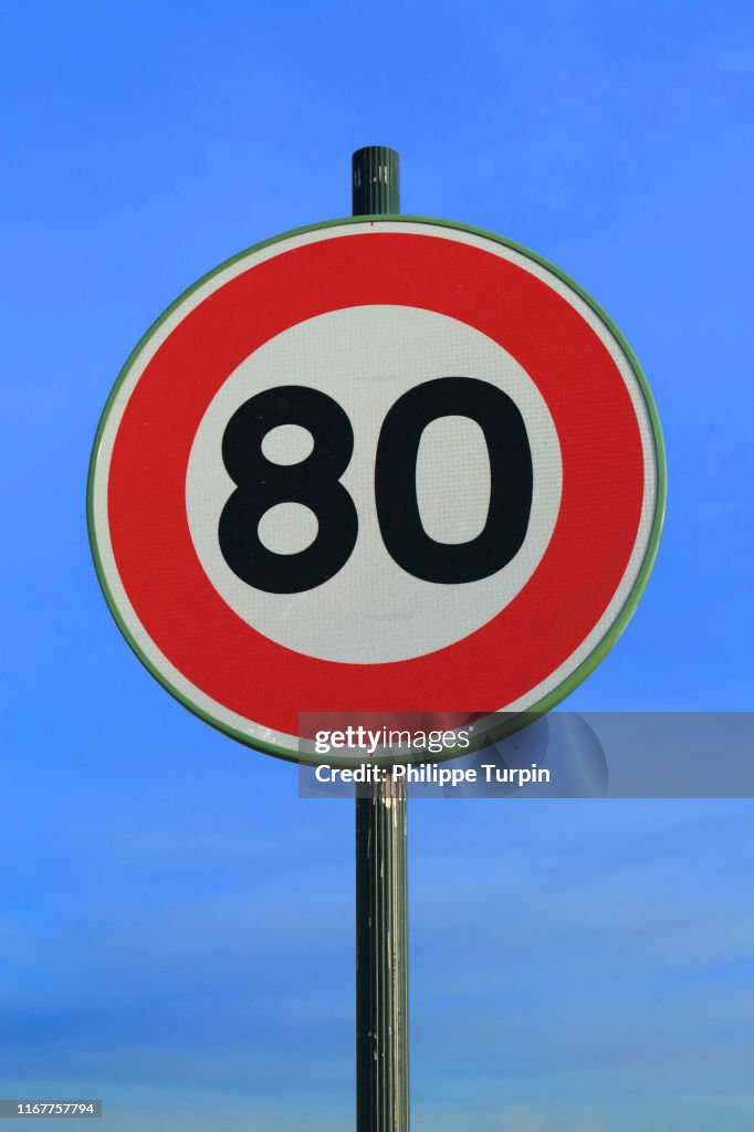 France, panel 80 km per hour