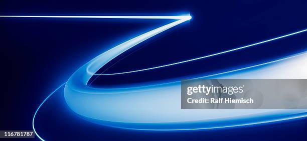 a straight line which turns into a curved line - image stock-grafiken, -clipart, -cartoons und -symbole