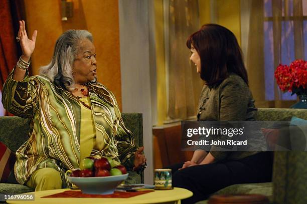 Della Reese and Naomi Judd during Della Reese Visits the Hallmark Channel's "Naomi's New Morning" - January 26, 2007 at Metropolis Studios in New...