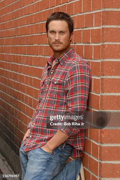 Oliver Hudson stars as an engaged guy in the new CBS sitcom, Rules of Engagement