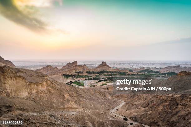 jebel hafeet view at sunset - jebel hafeet stock pictures, royalty-free photos & images