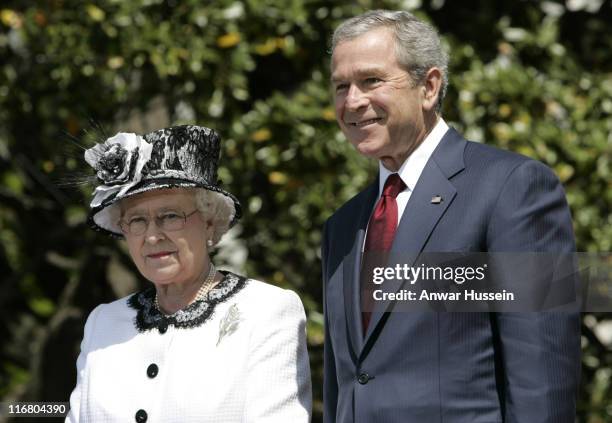 Queen Elizabeth II and George Bush, President of the USA, deliver speeches at the White House, Washington DC on May 7, 2007.