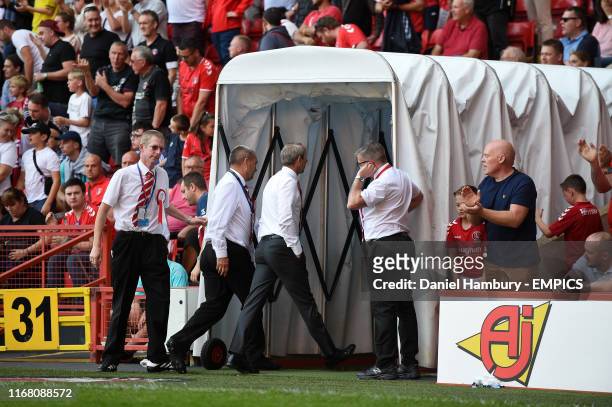 Charlton Athletic manager Lee Bowyer walks down the tunnel after being shown a red card by referee Matthew Donohue Charlton Athletic v Birmingham...