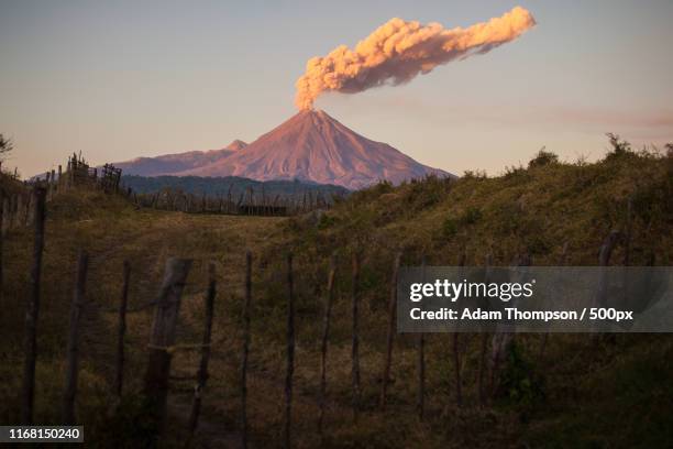 volcan de colima - estado de colima imagens e fotografias de stock