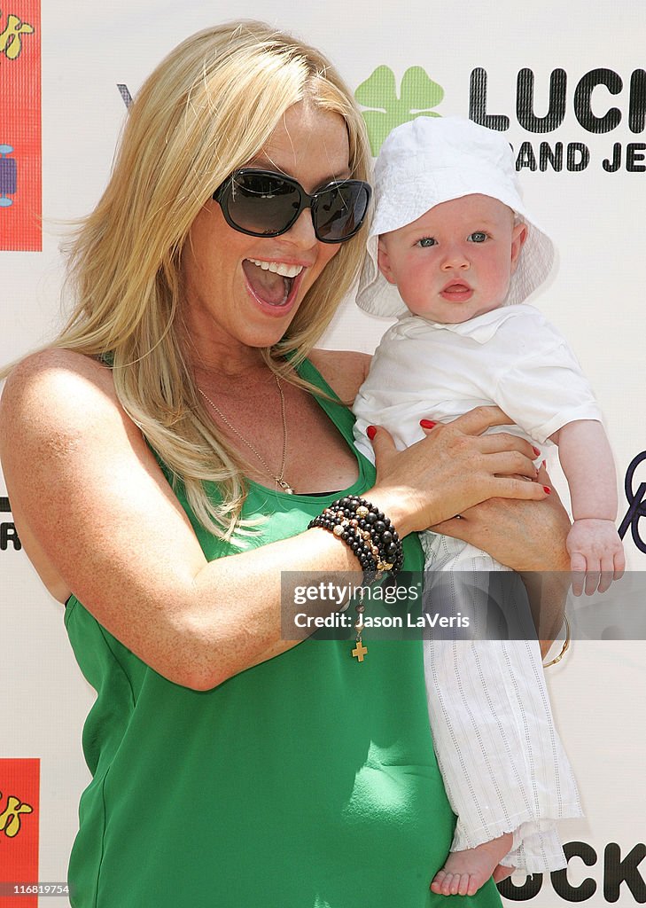 Actress Poppy Montgomery and her son, Jackson Phillip Deveraux... News Photo Getty Images Actress Poppy Montgomery and her son, Jackson Phillip Deveraux... News Photo Getty Images