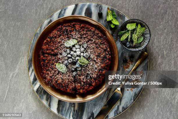 chocolate blueberry crumble - cobbler stock pictures, royalty-free photos & images