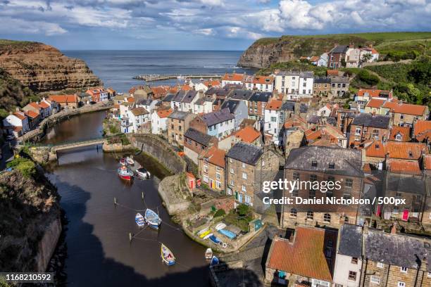 staithes - yorkshire moor stock pictures, royalty-free photos & images